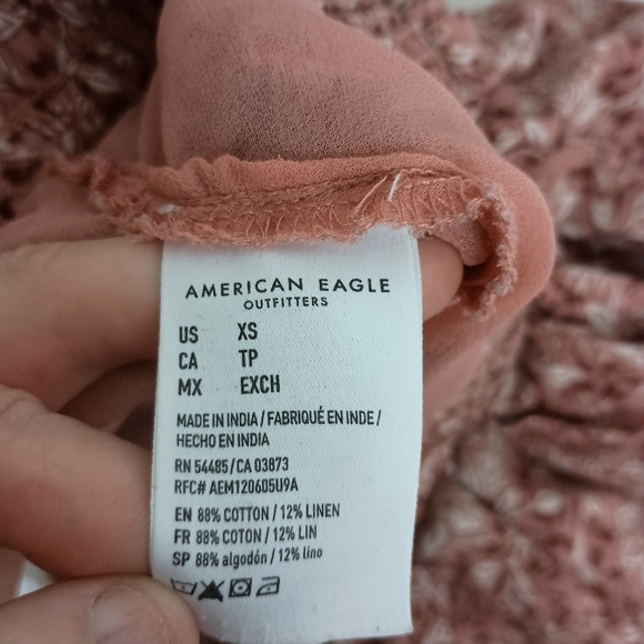 2/$30 AMERICAN EAGLE Pink And White Floral Skirt (#69) - Picture 5 of 8